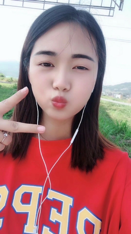 深拥必定温暖的第一张照片--玉林相亲服务中心