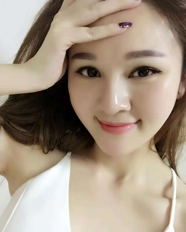 欣颖的第一张照片--玉林相亲服务中心
