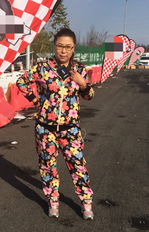 花程锦绣的第一张照片--玉林相亲服务中心