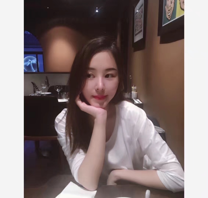 筱月悦的第一张照片--玉林相亲服务中心