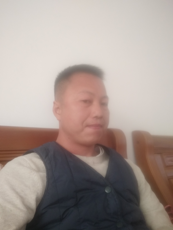 只对你好的第一张照片--玉林相亲服务中心