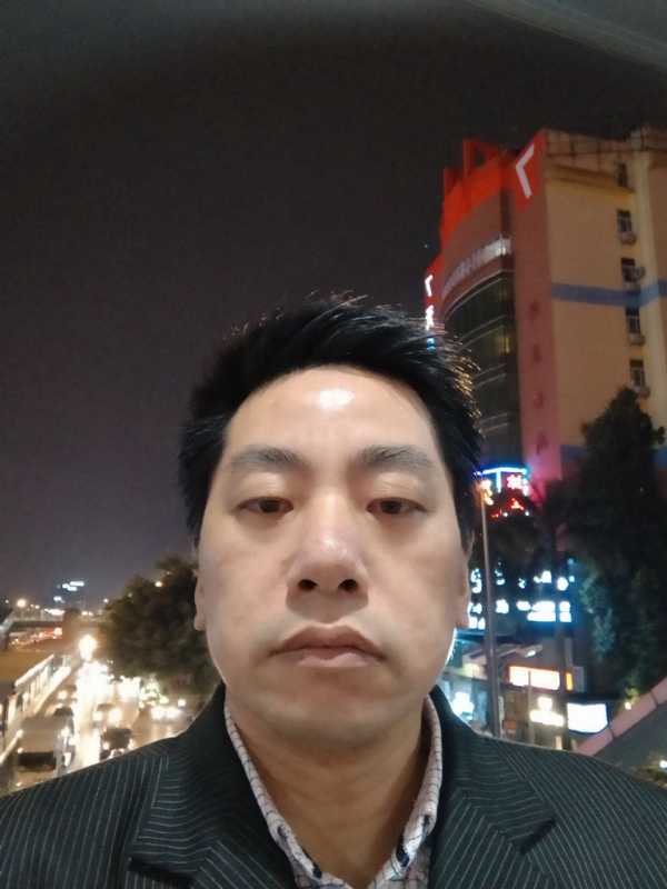 寻找真爱的第一张照片--玉林相亲服务中心