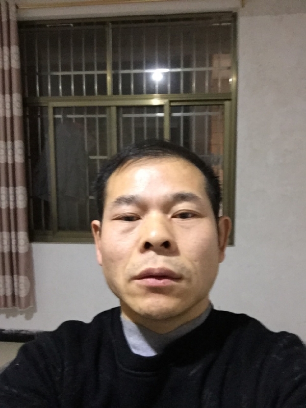 徐徐清风的第一张照片--玉林相亲服务中心