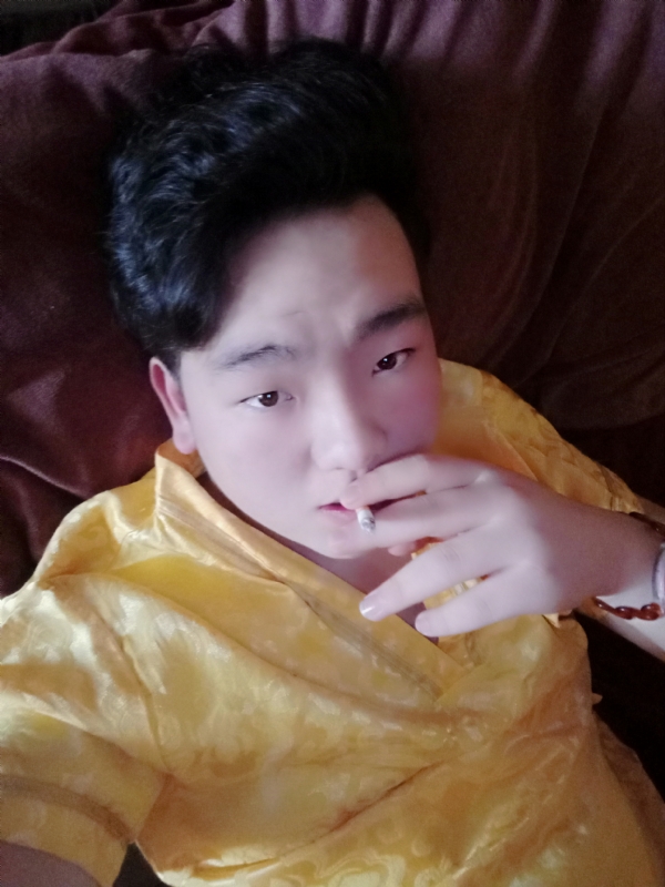 有心无力的第一张照片--玉林相亲服务中心