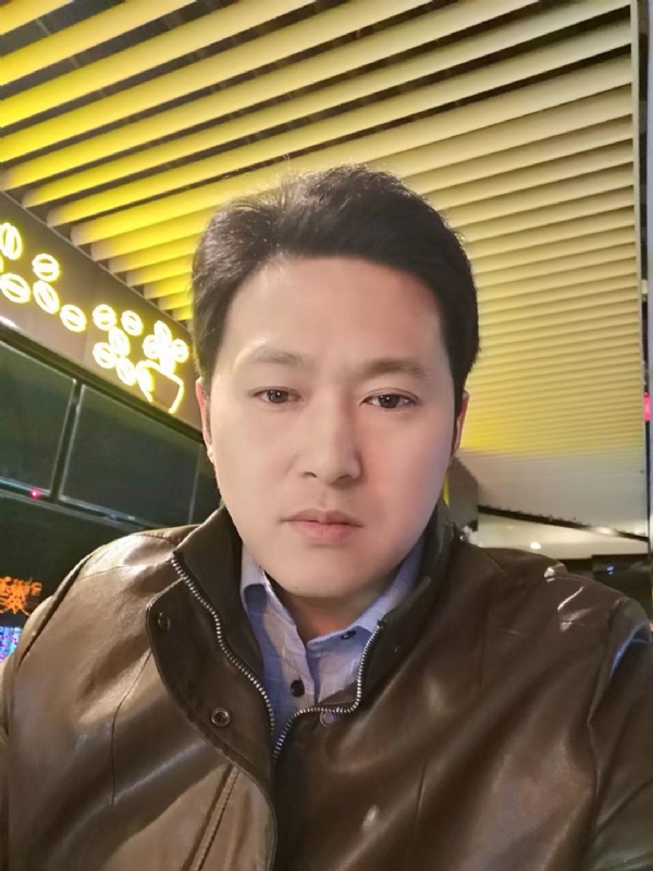 只为伊人醉的第一张照片--玉林相亲服务中心