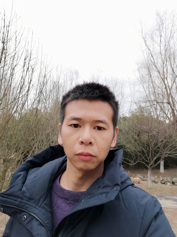 寞峰的第一张照片--玉林相亲服务中心