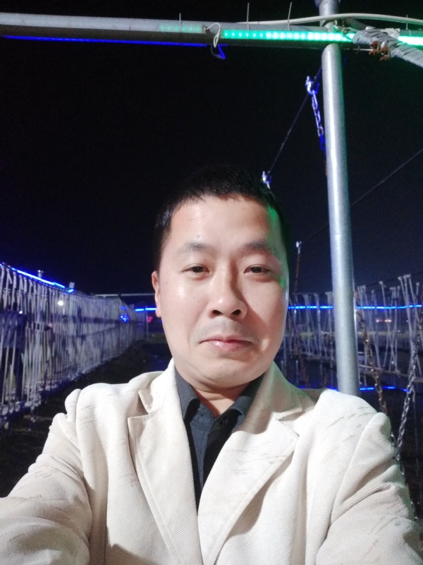 阿峰的第一张照片--玉林相亲服务中心