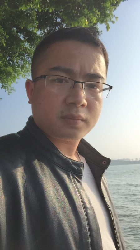 志尧的第一张照片--玉林相亲服务中心