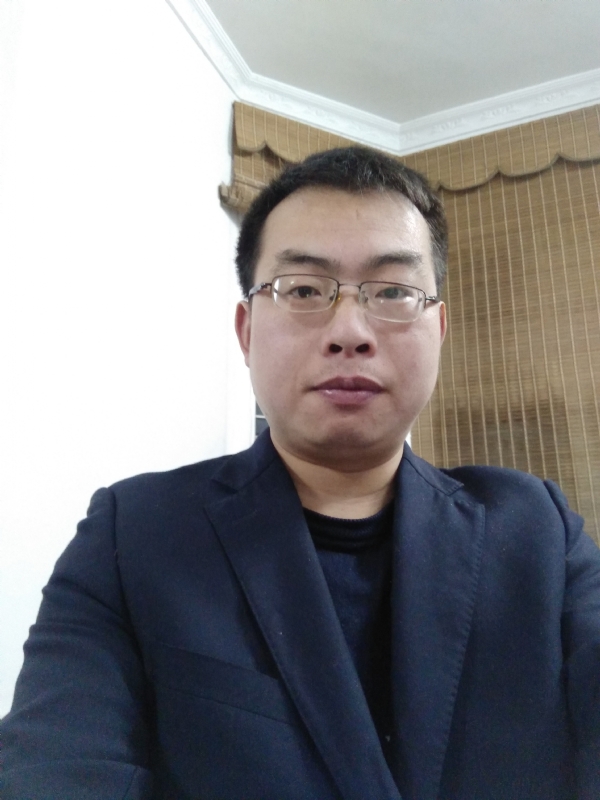 简单爱的第一张照片--玉林相亲服务中心