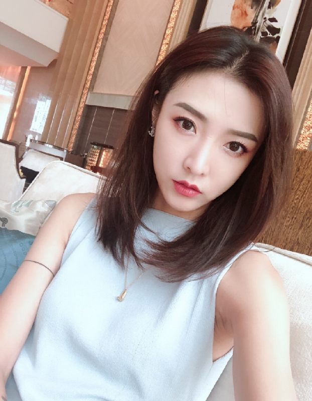 嘉嘉的第一张照片--玉林相亲服务中心
