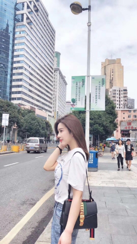 yangxinying的第一张照片--玉林相亲服务中心