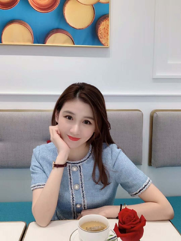 Emily的第二张照片--玉林相亲服务中心