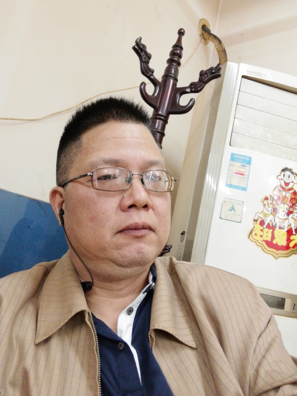 一个人的第一张照片--玉林相亲服务中心