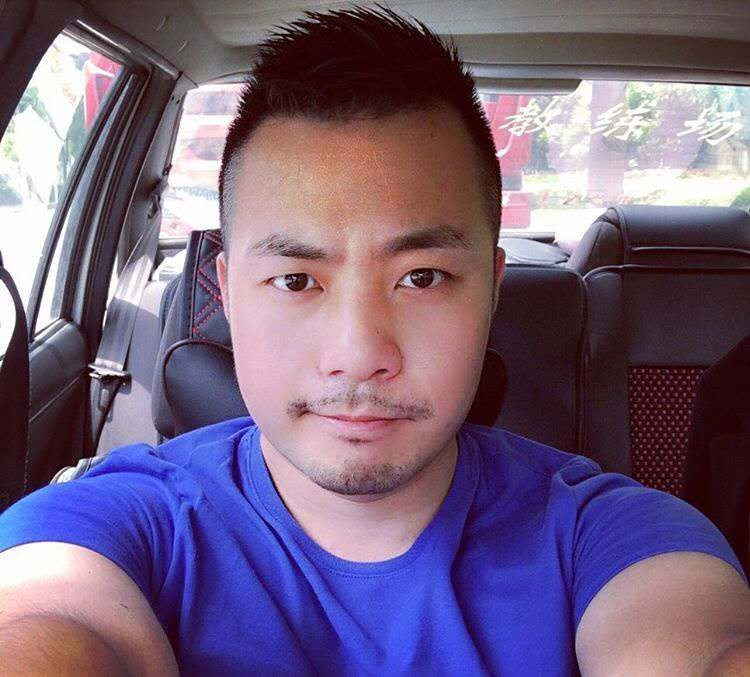 刘江平的第三张照片--玉林相亲服务中心
