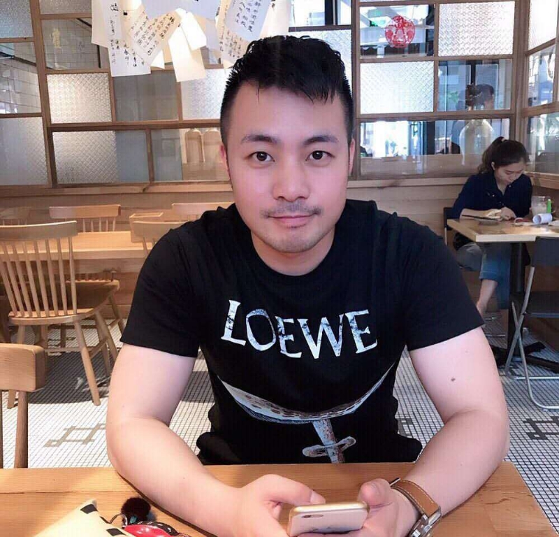 刘江平的第四张照片--玉林相亲服务中心