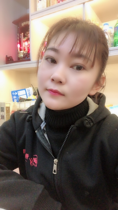 泡沫的第一张照片--玉林相亲服务中心