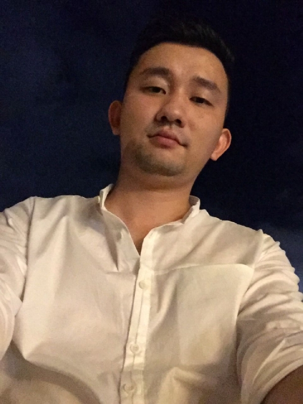 天昊的第一张照片--玉林相亲服务中心