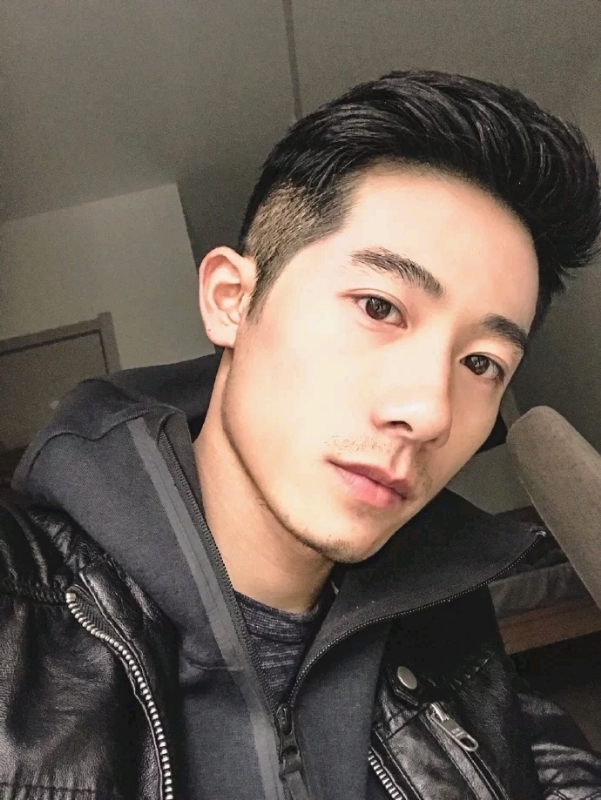 心若磐石的第一张照片--玉林相亲服务中心