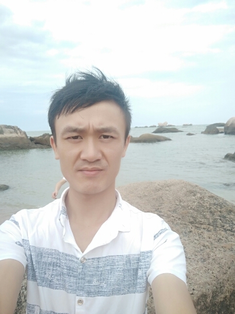 赤九的第一张照片--玉林相亲服务中心