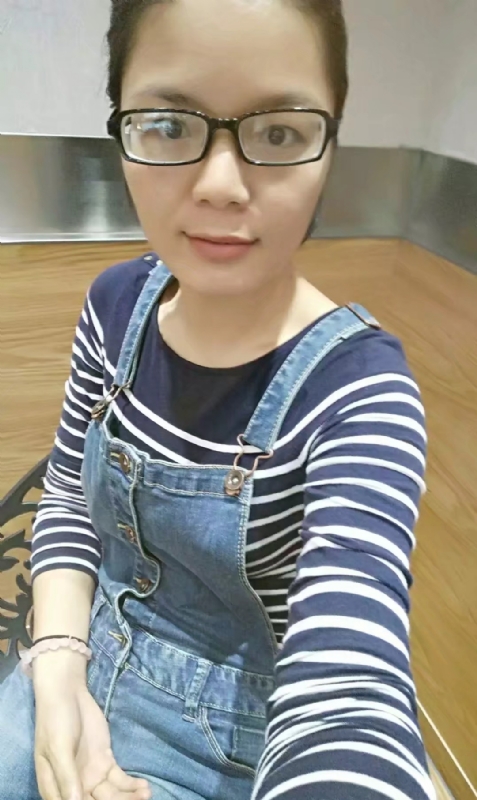 螃蟹的第一张照片--玉林相亲服务中心