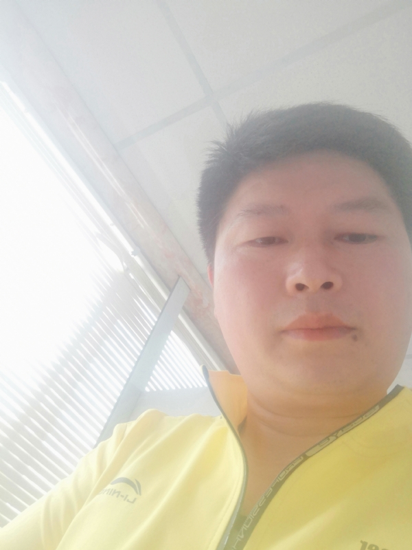 山男的第一张照片--玉林相亲服务中心