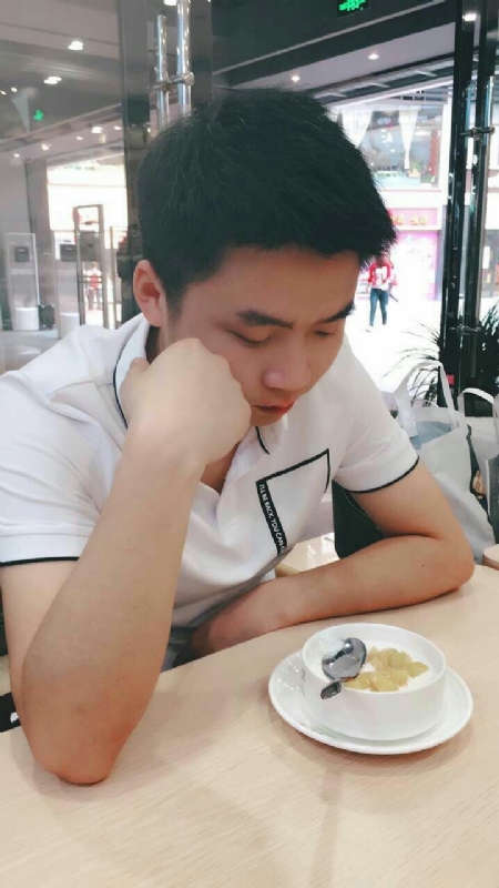 情绪的第一张照片--玉林相亲服务中心
