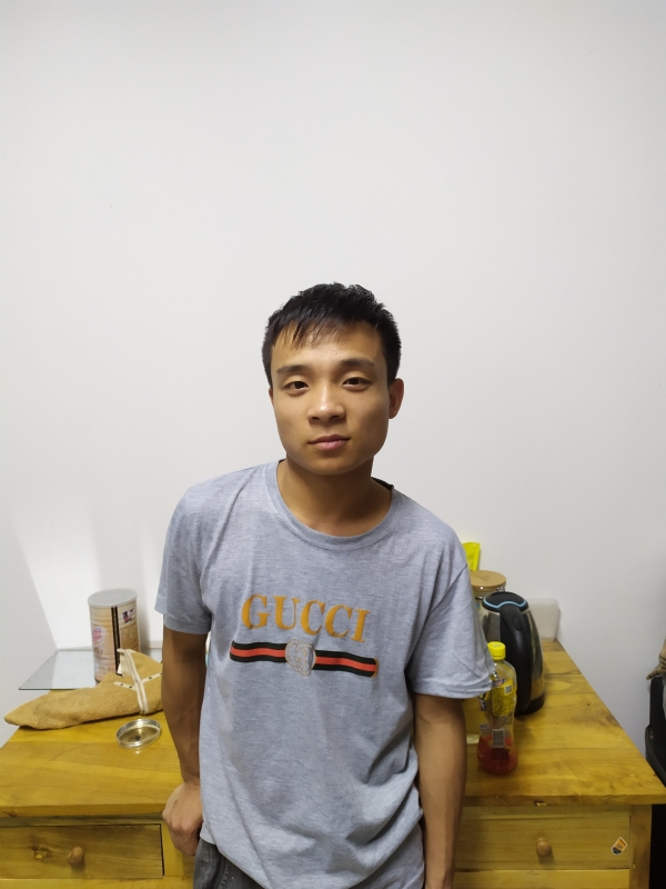 站着等你三千年的第一张照片--玉林相亲服务中心