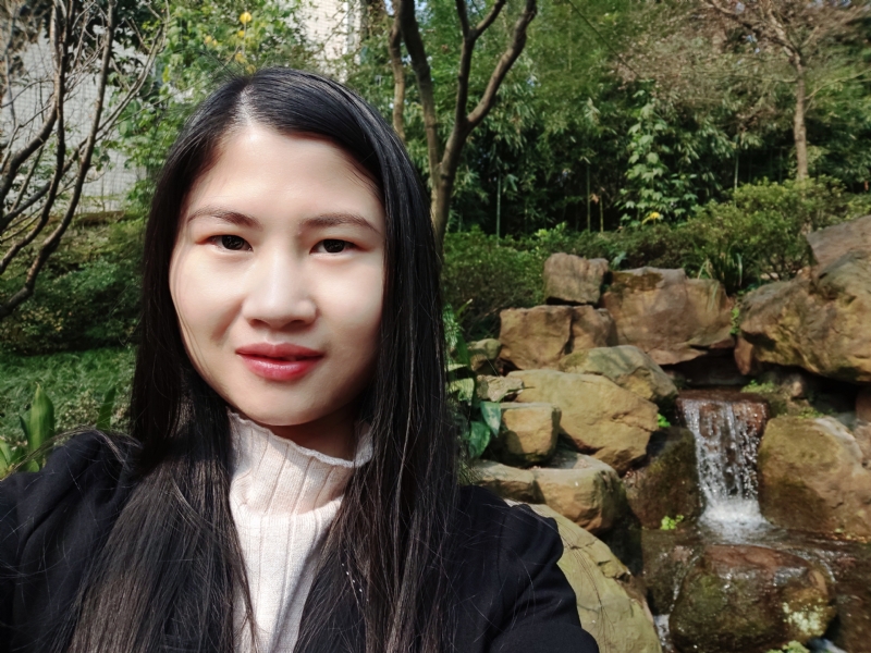 小琳的第一张照片--玉林相亲服务中心