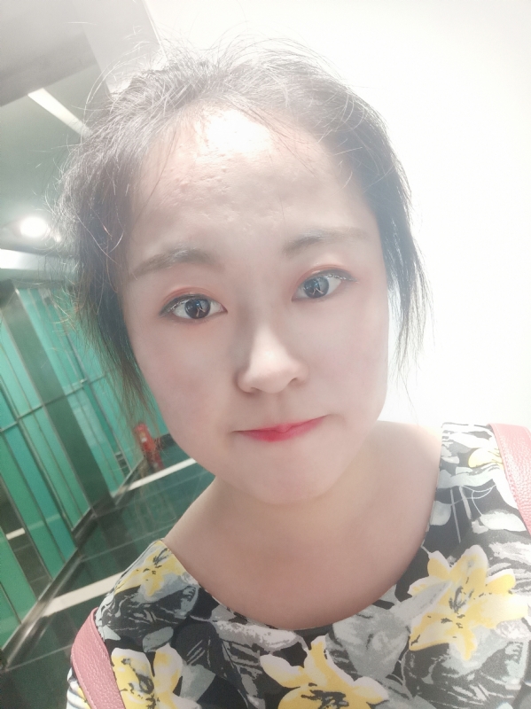 小花伞的第一张照片--玉林相亲服务中心