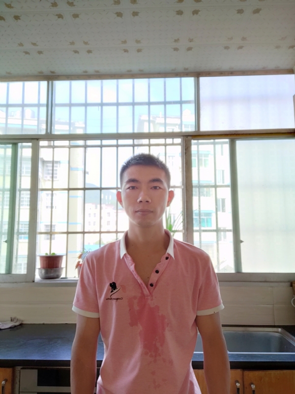 破晓依然的第一张照片--玉林相亲服务中心