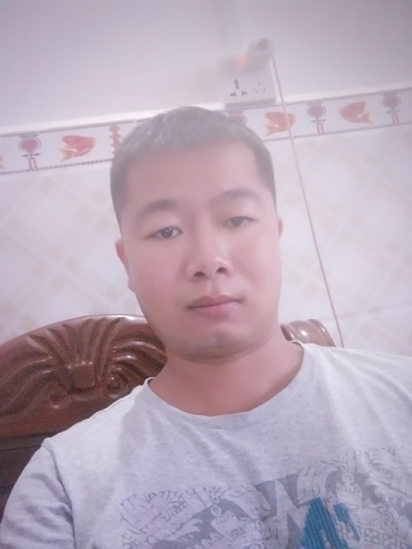 心雨的第一张照片--玉林相亲服务中心