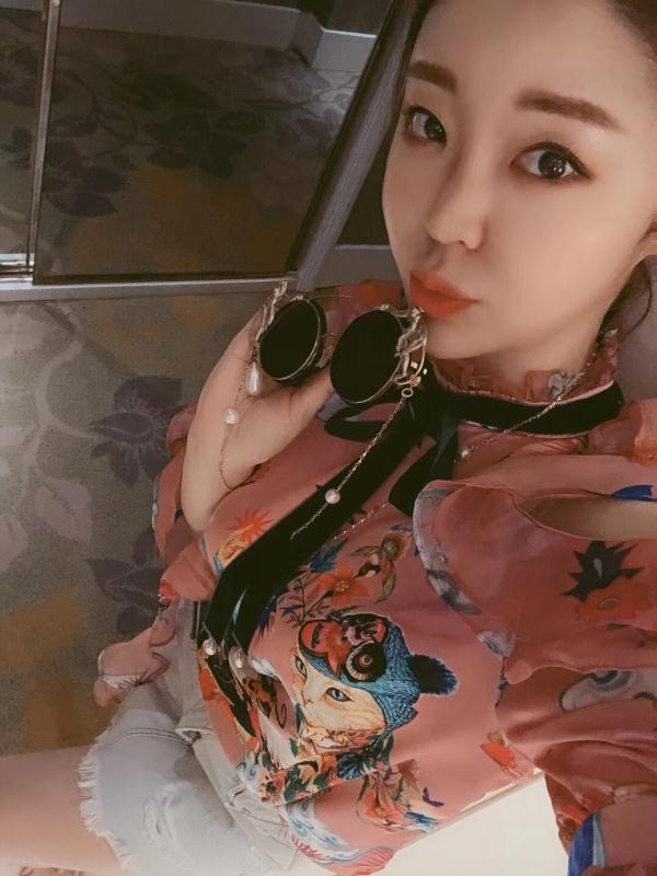 刚刚好的第五张照片--玉林相亲服务中心