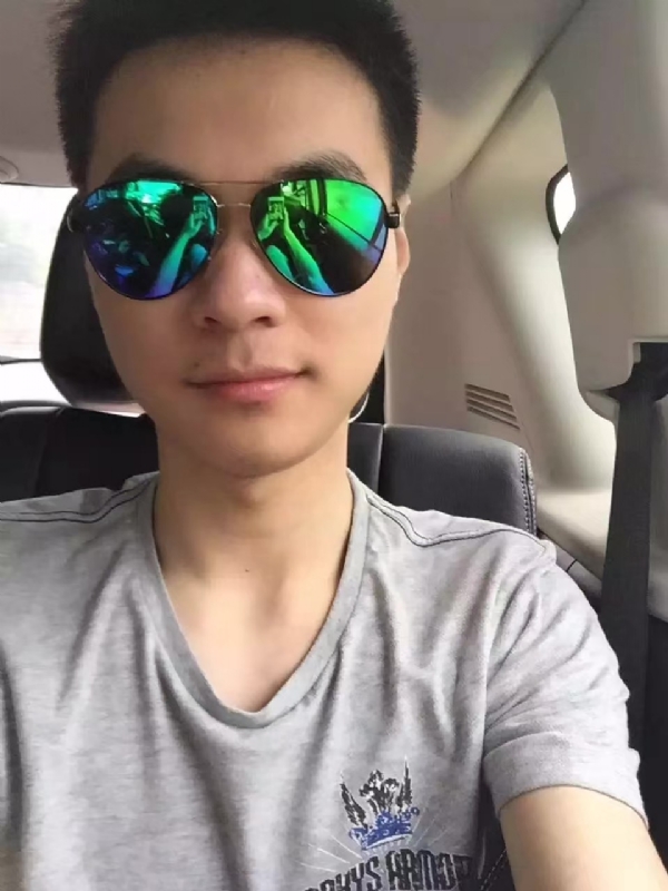 鱼头zzz的第六张照片--玉林相亲服务中心