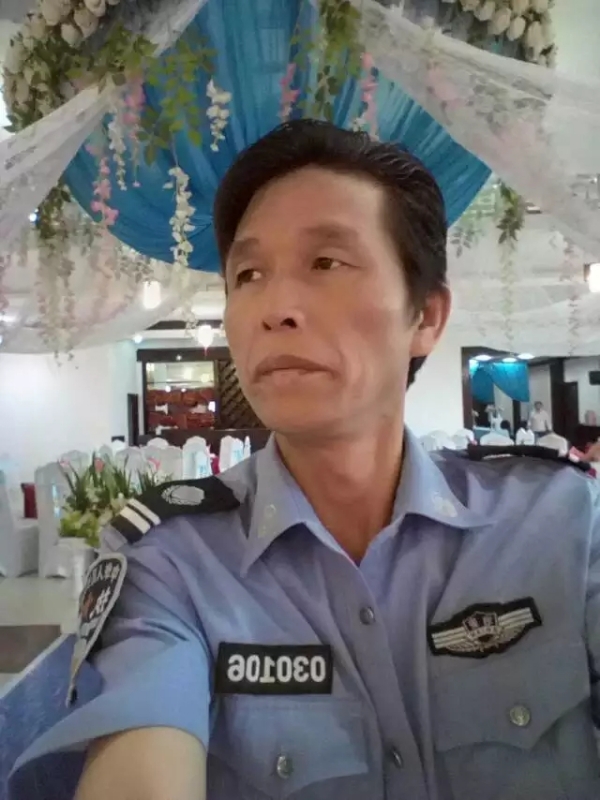 卧窗听雨的第二张照片--玉林相亲服务中心