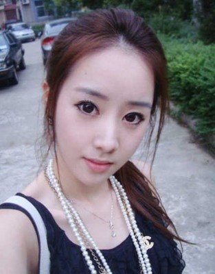 小可爱的第一张照片--玉林相亲服务中心