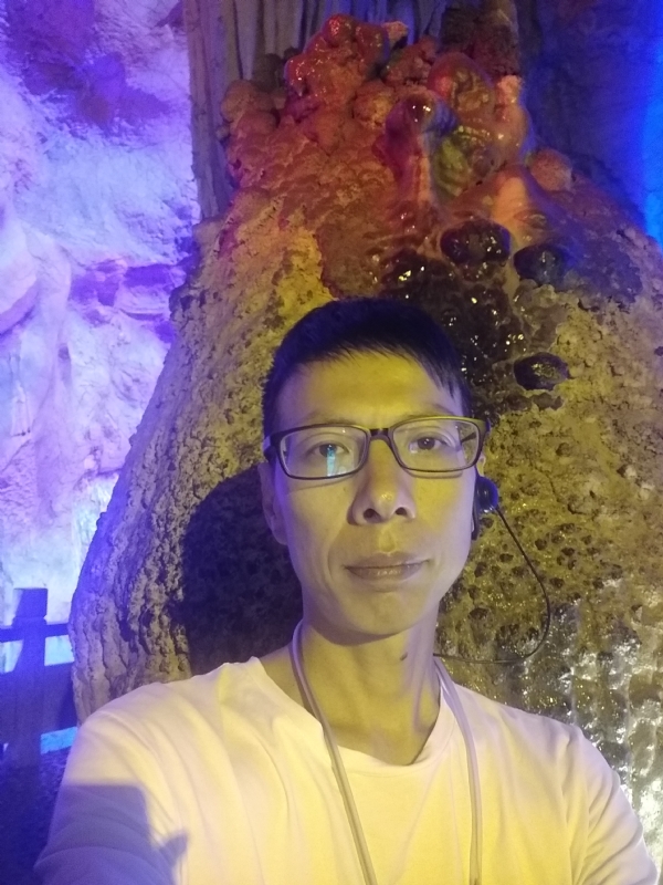 红叶的第一张照片--玉林相亲服务中心