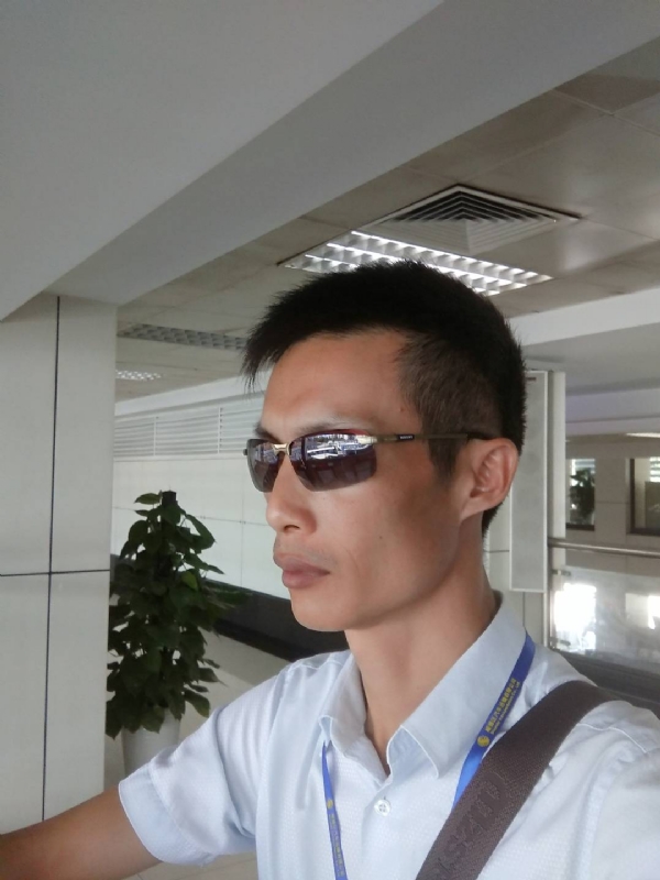 缘起缘灭的第一张照片--玉林相亲服务中心
