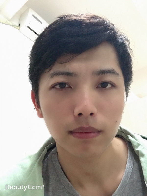 杨树的第一张照片--玉林相亲服务中心