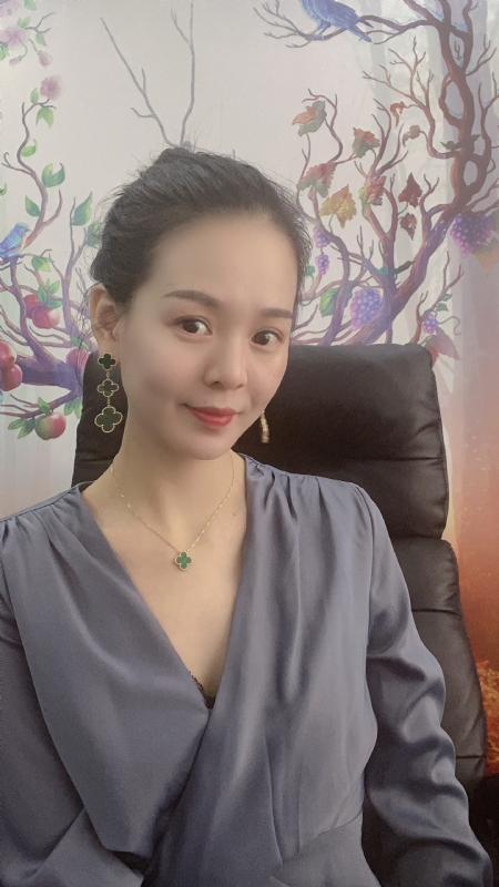 潇潇的第一张照片--玉林相亲服务中心