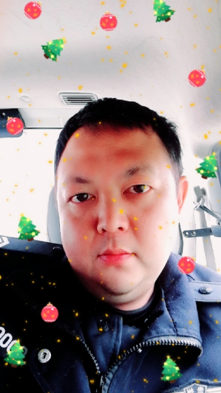恨孤独的第一张照片--玉林相亲服务中心