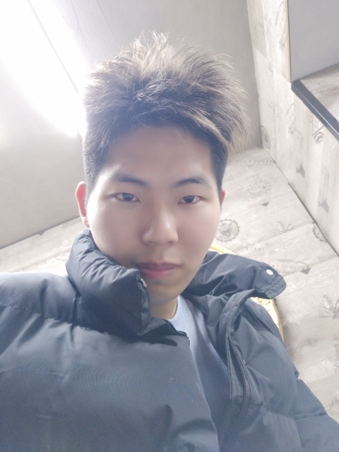 郑小五的第一张照片--玉林相亲服务中心