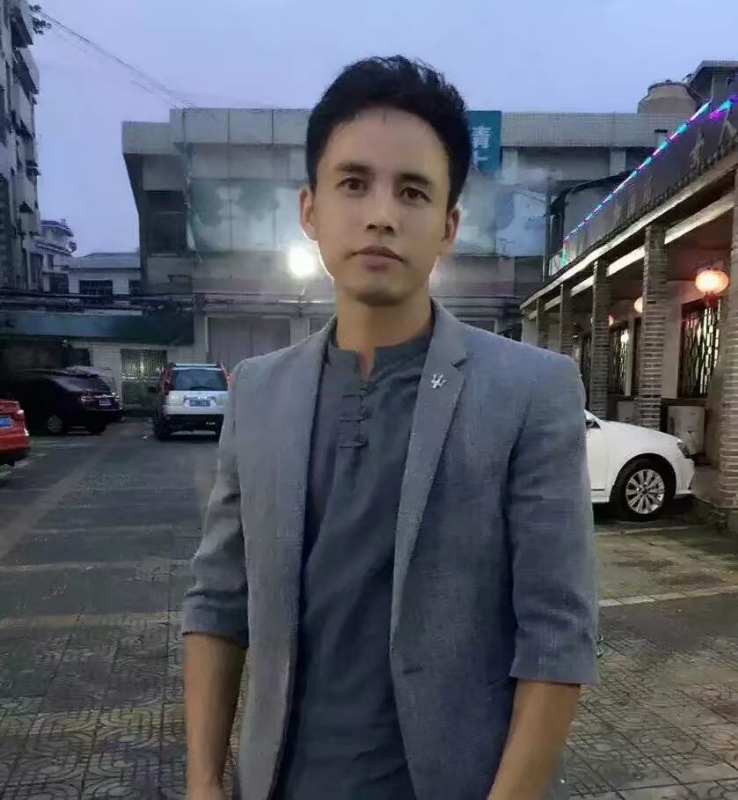 华谢的第一张照片--玉林相亲服务中心