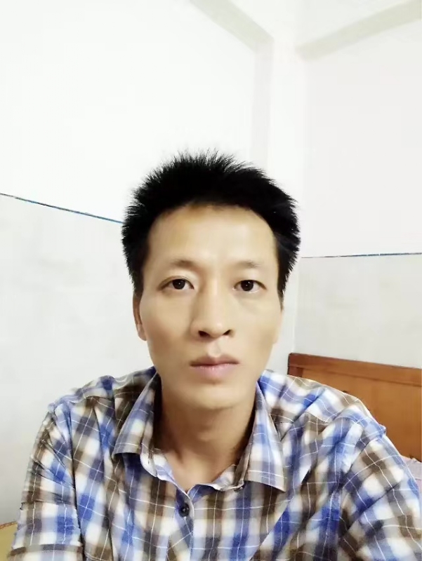 流年未亡的第一张照片--玉林相亲服务中心