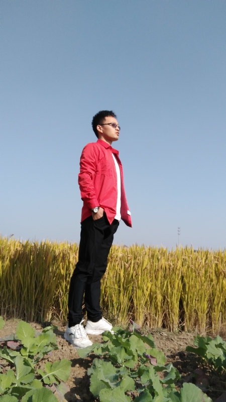 凡人的第一张照片--玉林相亲服务中心