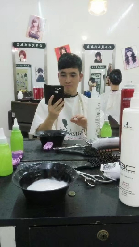 牛郎的第二张照片--玉林相亲服务中心