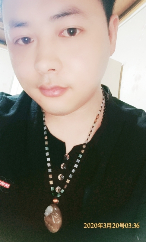 滴水成沙的第一张照片--玉林相亲服务中心