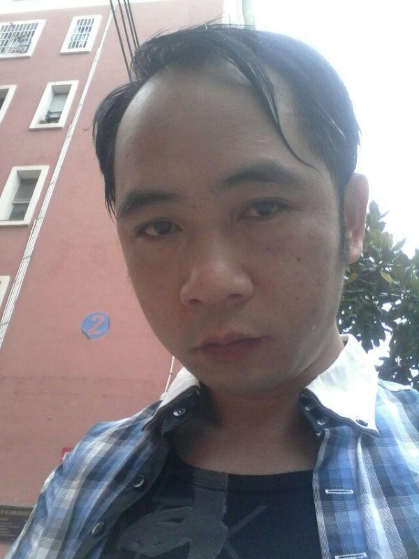 佰年孤独的第一张照片--玉林相亲服务中心