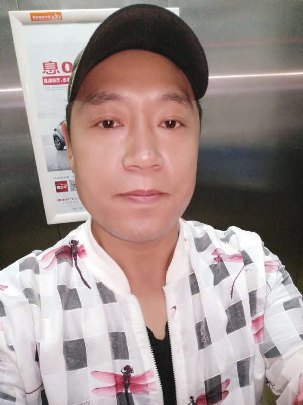 hainy的第一张照片--玉林相亲服务中心