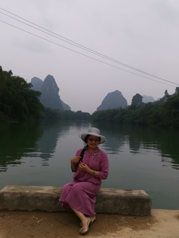 银子姐姐的第一张照片--玉林相亲服务中心