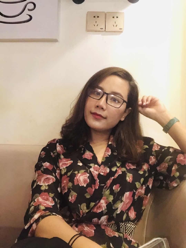 蝴蝶与蓝的第一张照片--玉林相亲服务中心